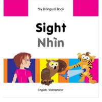 Bilingual Book - Sight in Vietnamese & English [HB]